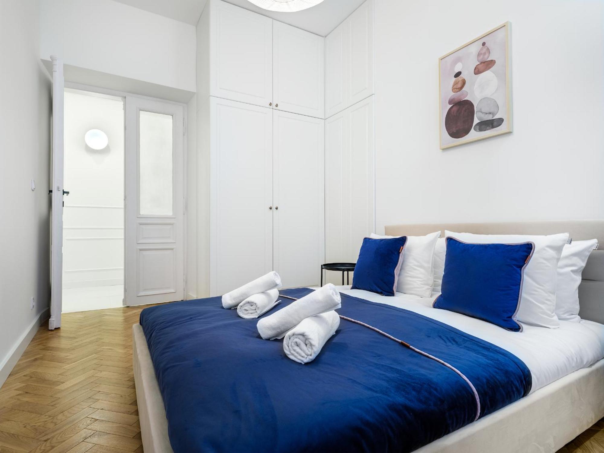 Tyzenhauz Apartments Krowoderska Street 크라쿠프 외부 사진